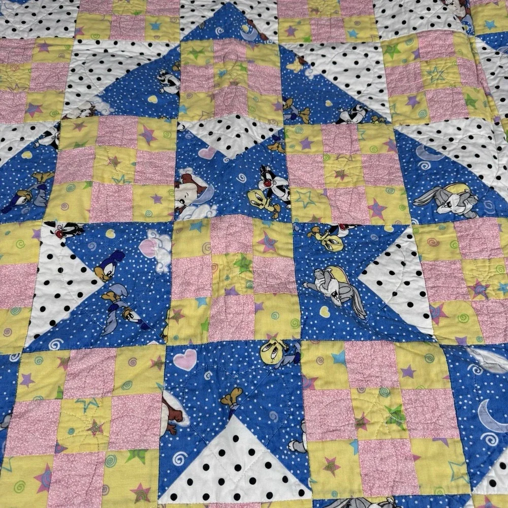Handmade Baby Kid's Quilt Crib Blanket Yellow Looney Tunes Taz Tweety Bugs Bunny